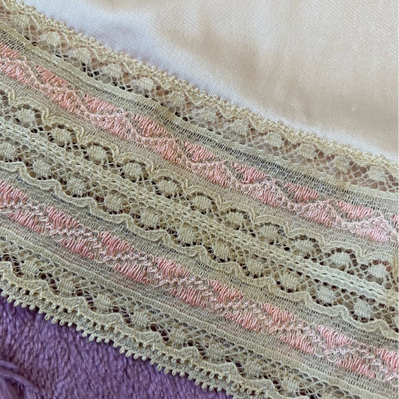 Vintage 80s Vanity Fair Embroidered Hem Coquette Pink Rosette Slip Skirt - Picture 12 of 13